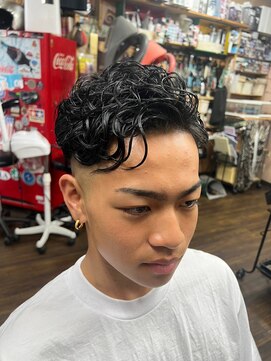 サンアンドマーリィズバーバー 駅前店(SON&MARLEY'S BAR BER) 本厚木ラルフカールならサン&マーリィーズ