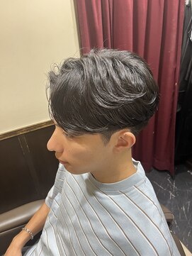 ヒロギンザバーバーショップ 神楽坂店(HIRO GINZA BARBER SHOP) センターパート