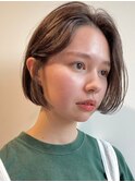 顔周りレイヤーカットグレージュカラーくびれボブベージュカラー