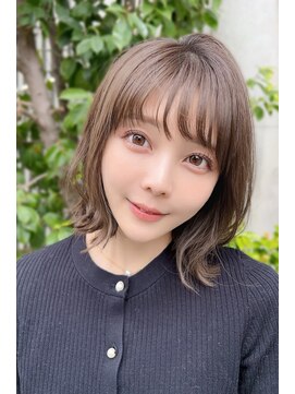 リークフー(Ree cu fuu) シアグレージュ 外ハネボブ ミルクティーベージュ 藤沢