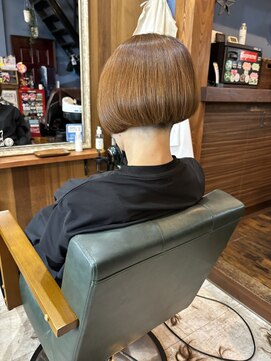 バブルス ヘアー ワークス(Bubbles hair works) ツーブロボブ