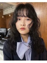 ウェウェ(wewe)&nbsp;韓国風ニュアンス束感ドライなレイヤーデジタルパーマ