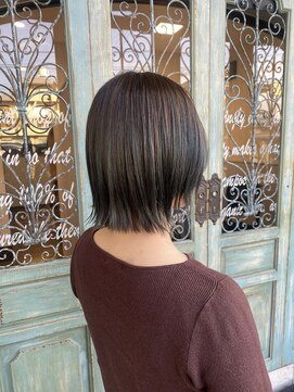 クララデアンシュシュ(Kurara de UN CHOU CHOU) グレージュボブ