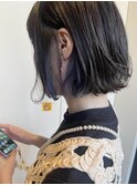 インナーブルー切りっぱなしボブ【LODAT横浜】