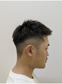 男らしさを感じる短髪フェード