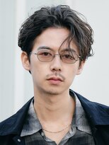 フィフス 大分(fifth) 大分スパイラルパーマメンズカットセンターパートミディアムボブ