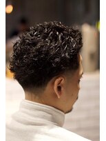 キングスマントーキョー カットクラブ 中野(KINGSMAN TOKYO CUTCLUB)&nbsp;ニュアンスパーマ/ツイストスパイラル/フェード[中野/MEN'S]
