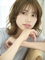 キネン バイ ツリー 宇都宮(kinen by tree)&nbsp;くすみベージュミディアムウェーブの柔らかフェミニン