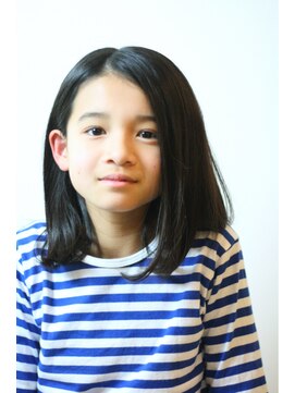 シェスタ(XES-TA) クールな洗練ボブ