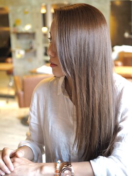ノエル ヘアー アトリエ(Noele hair atelier) 外国人風アッシュグレー×ロング