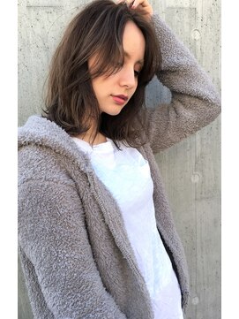 リマ(RIMA) 【RIMA】 外国人風☆クセ毛風なラフカール×こなれセミディ