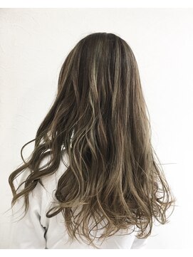 リッシュ 四街道店(Lish) アッシュベージュバレイヤージュ