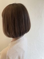 イームズ(EAMES)&nbsp;丸み前下がりボブ