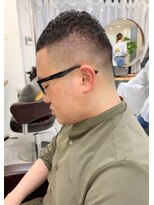 ベラ(Bella)&nbsp;大人クールフェード刈り上げ20代30代40代