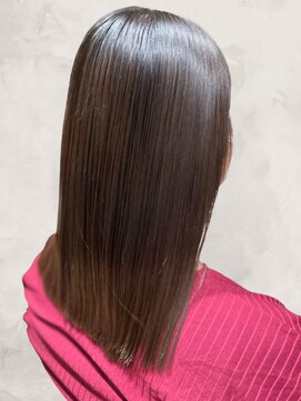 シンリア(ShinLia) 20代30代40代トリートメント髪質改善ナチュラル透明感美肌