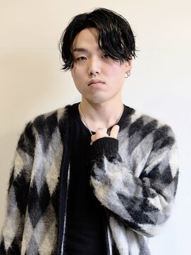 エムスラッシュ みなとみらい馬車道店(M SLASH) コンマヘア/ウェットスタイル/ラフ/アップバング/ツイスパ馬車道