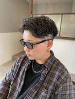 西本整髪&nbsp;ツイストスパイラルパーマ　リバース　フェード