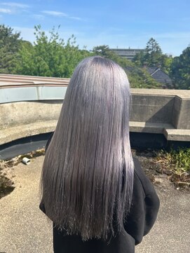 ヨンセンチメートルヒロサカ(4cm HIROSAKA) シルバー