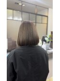 ミルクティーベージュ