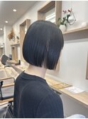 大人可愛い20代30代黒髪ぱつっとショートボブ◎