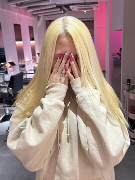 ダズリングディア(Dazzling Deer) ブロンド/抜きっぱなしブロンド/ハイトーン/リタッチブリーチ