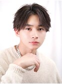 ツーブロック刈り上げ【ナチュラルリバースセンターパート】
