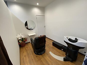 ケンジ(KENZI)の写真/通いやすい価格帯で気軽に利用できるヘッドスパ☆女性スタッフが対応します！カット＋炭酸スパ4,500円◎