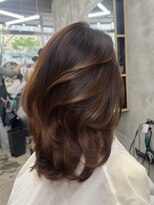 エッセンザ 梅田(ESSENZA)&nbsp;ミディアム海外レイヤー