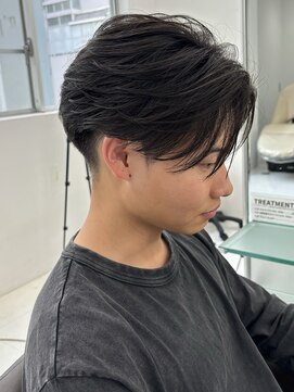 イーラ 2d(era) メンズ/刈り上げ/マッシュ/センターパート/パーマ/眉毛