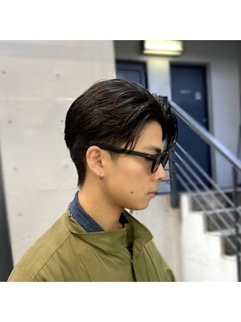 メラク(Merak) 韓国風センターパート/カルマパーマ/毛流れセンターパート