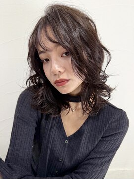 クラン 岡本(Chlan) 抜け感×ゆるウェーブミディ