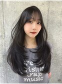 顔周りにこだわった韓国レイヤー