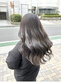《佐藤遥》アディクシーカラーで叶える　グレージュ