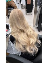 ロロ(LoLo.)&nbsp;ハイトーン　3Dエクステ