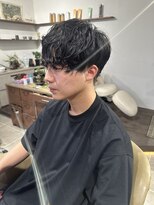 シラス(SiLasu)&nbsp;メンズマッシュ×シャドウパーマ