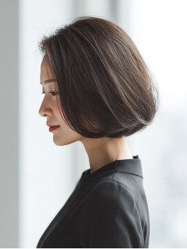 ビフィーノ リルネ(Bifino Rilune) 40歳からの艶髪ストレートボブ