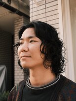 SHU HAIR ＆ BARBER【10月19日 NEW OPEN（予定）】&nbsp;ミディアムスパイラルパーマ