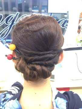 サロン ド ハル salon de HARU 夏にピッタリ浴衣ヘアアレンジ☆和美人を演出☆