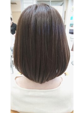 ウェル アアルト 海老名ビナウォーク店 グレージュカラー*ナチュラルストレートロブ