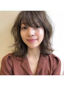 アピッシュ アオヤマ(apish AOYAMA) 印象を決める黄金バランス☆ラッフルパーマ