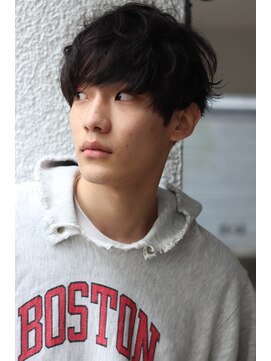 ブークル(boucle) スマートな無造作マッシュ