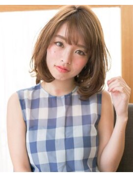 シェノン(chainon) シアベージュ×モテナチュラル×ミディアム。