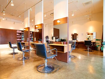 E-style 寝屋川店【イースタイル】