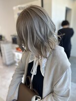 アプリバイリアン 浦和2号店(appri by Rien)&nbsp;シルバーベージュ/トリプルカラー/アディクシーカラー