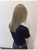 ミルクティーベージュ