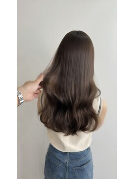 イオエ 岡本(ioe) レイヤーロング/ブリーチなしダブルカラー/髪質改善/神戸