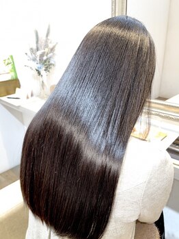 ブルーオーシャン 大久保店(BLUEOCEAN)の写真/【髪質改善専門店】周りを魅了しませんか？艶感溢れる上品なストレートがとにかく人気＊