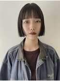 バッサリイメチェン　切りっぱなしボブ