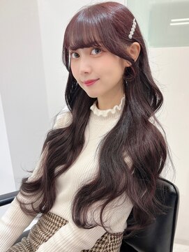 ランテルディ 渋谷(LANTERDIT) 前髪あり 顔周りレイヤー チェリーレッド ヘアアレンジ