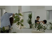 メンズサロン ルーツ 巣鴨(メンズサロン roots)の雰囲気（落ち着いたフロア）
